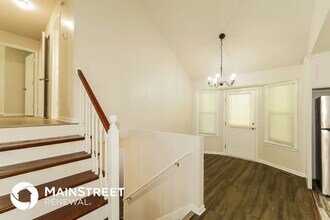 1704 W Pelham Path in Raymore, MO - Building Photo - Building Photo
