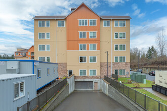 Bradley Park in Puyallup, WA - Foto de edificio - Building Photo