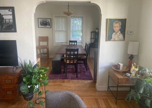 958 Bayview Ave in Oakland, CA - Building Photo - Building Photo