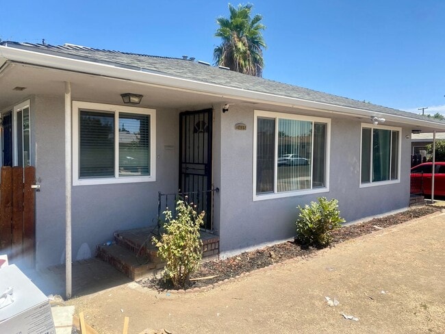 property at 3415-3417 E Terrace Ave