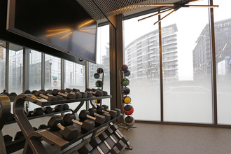 Block 17 Apartments in Portland, OR - Foto de edificio - Interior Photo