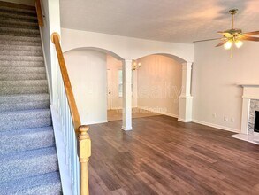 1389 Highgrove Way in Atlanta, GA - Building Photo - Building Photo