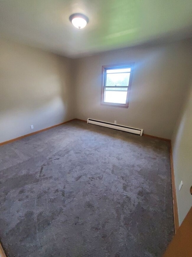 3202 N 76th St in Milwaukee, WI - Building Photo - Building Photo