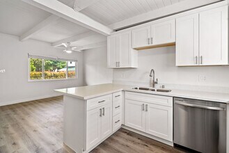 524 Dana St in San Luis Obispo, CA - Building Photo - Building Photo