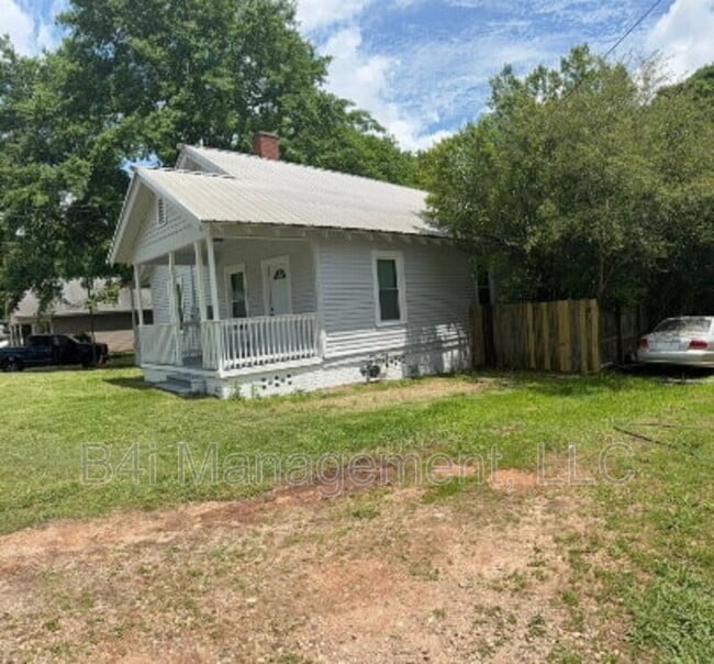 422 Lakeview St in Griffin, GA - Building Photo - Building Photo