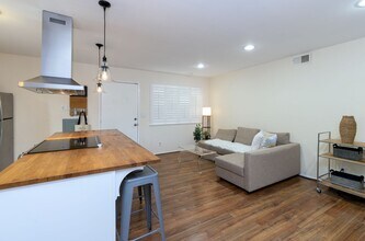 4355 Diamond St in Capitola, CA - Building Photo - Building Photo