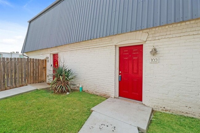 property at 7202 Twin Crest Dr