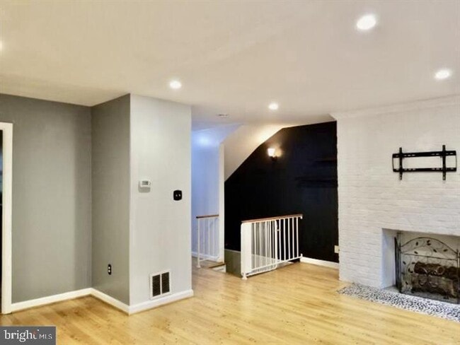 property at 6030 Hardwick Pl