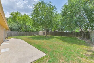 5323 Marian St in Katy, TX - Building Photo - Building Photo