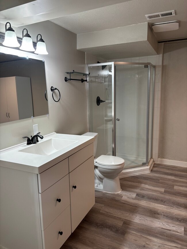 3608 Orchard Ave, Unit 3608 Orchard Avenue #2