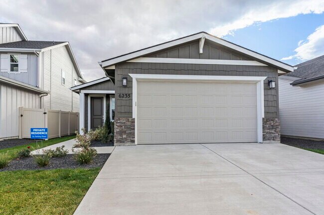 6235 W Fireline St in Meridian, ID - Building Photo - Building Photo