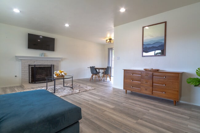 3950 Agena Way in Lompoc, CA - Building Photo - Building Photo