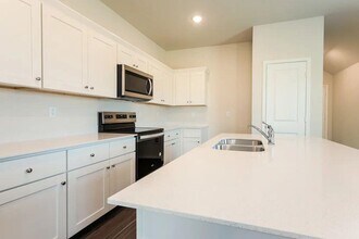 1907 Crimson Lake Blvd in El Reno, OK - Building Photo - Building Photo