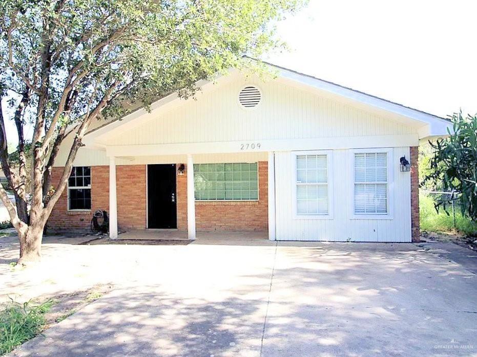 2709 Fir Ave in McAllen, TX - Building Photo