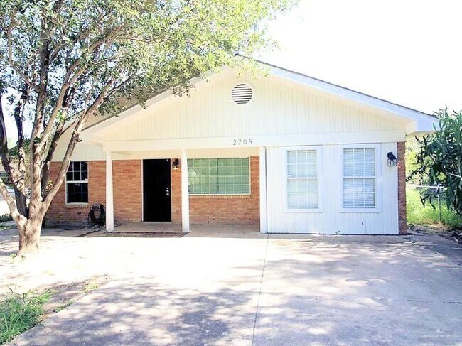 property at 2709 Fir Ave