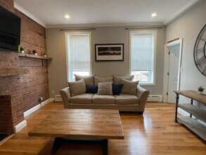 65 Franklin St in Jersey City, NJ - Building Photo - Building Photo