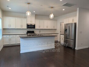 5906 Fenway Dr in Charlotte, NC - Building Photo - Building Photo