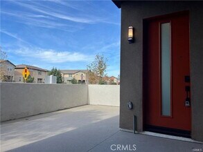 1081 Cadence in Irvine, CA - Building Photo - Building Photo
