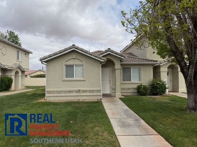 property at 441 Sunland Dr