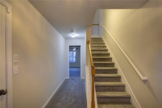 2161 Meadow Peak Rd in Duluth, GA - Building Photo - Building Photo