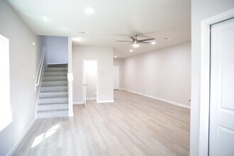 509 Avenue I in Conroe, TX - Building Photo - Building Photo