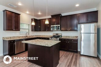 194 Randy Way in Dallas, GA - Foto de edificio - Building Photo