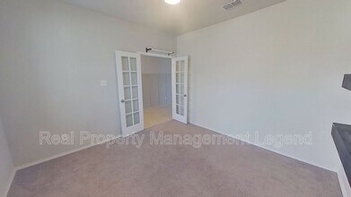 1608 Hinckley Ave in Aubrey, TX - Building Photo - Building Photo