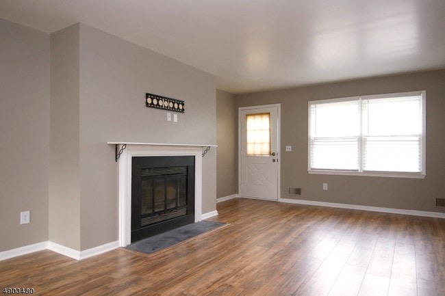 32 Hancock Ct in Flemington, NJ - Building Photo - Building Photo