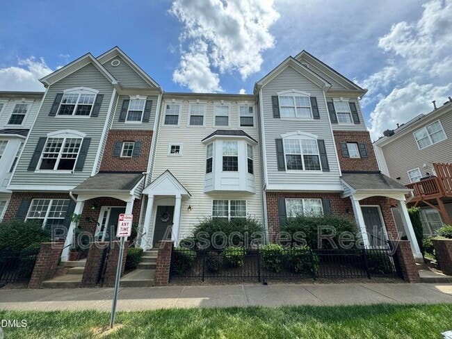 property at 423 Madison Ave