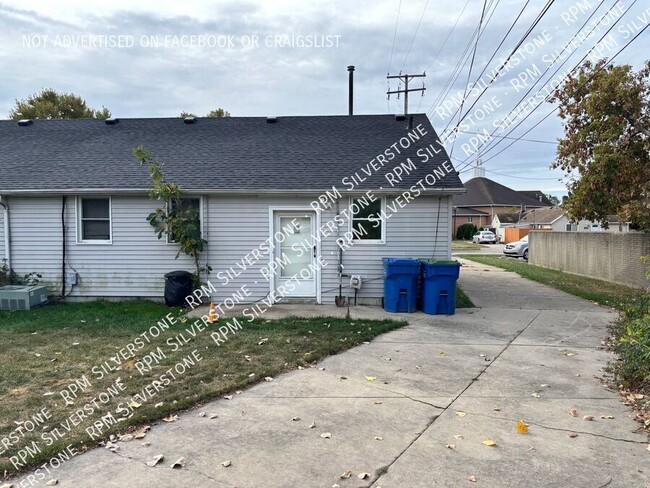13681 McKinley Ave in Warren, MI - Building Photo - Building Photo