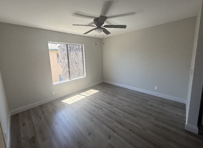 8464 Avalon Blvd in Los Angeles, CA - Building Photo - Building Photo