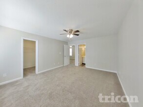 10810 Running Brook Rd in Indianapolis, IN - Building Photo - Building Photo