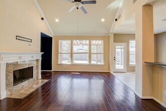 87 N Pinto Point Cir in Spring, TX - Building Photo - Building Photo
