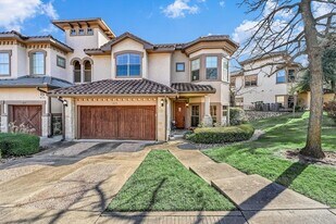 7800 Southwest Pkwy in Austin, TX - Building Photo