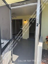 4926 Vincennes Ct in Cape Coral, FL - Building Photo - Building Photo