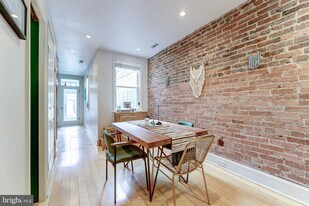 602 14th Pl NE in Washington, DC - Building Photo