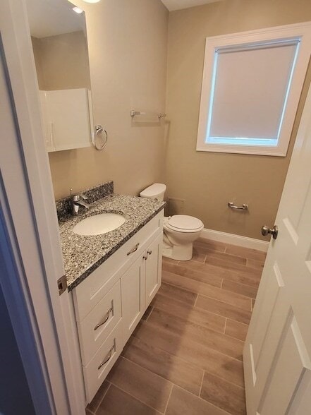 10 Ashton St, Unit 1 in Boston, MA - Foto de edificio - Building Photo