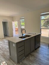 2291 Guerneville Rd in Santa Rosa, CA - Building Photo - Building Photo