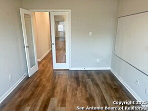 6235 Willow Point Blvd in San Antonio, TX - Building Photo - Building Photo