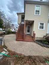 421 Main St in Wallingford, CT - Building Photo - Building Photo