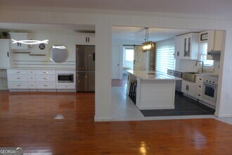 5657 High Meadow Dr in Norcross, GA - Building Photo - Building Photo