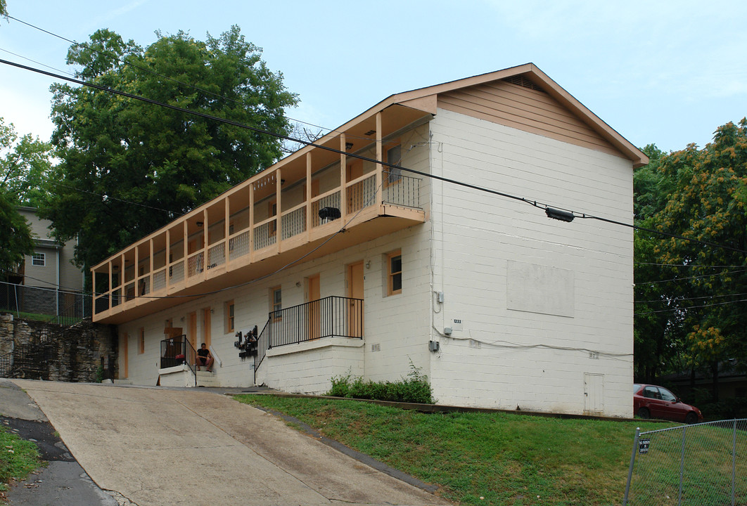 1233 Lewis St in Nashville, TN - Foto de edificio