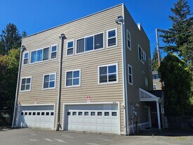 3416 Abbott St in Bellingham, WA - Building Photo