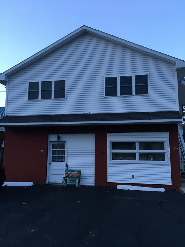 5 Adirondack Rd, Unit A