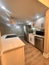1 Renaissance Pl in Palatine, IL - Building Photo - Building Photo