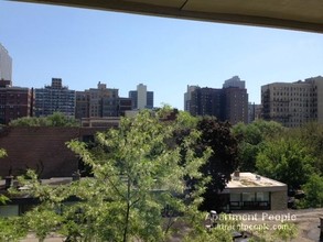 530 W Barry Ave-Unit -5E in Chicago, IL - Foto de edificio - Building Photo