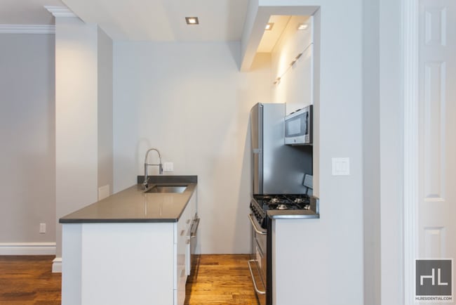 234 Mott St