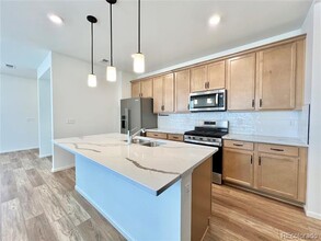2467 Alpine St in Longmont, CO - Foto de edificio - Building Photo