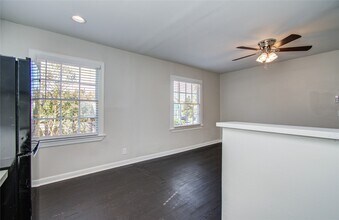 710 Hemphill St in Houston, TX - Building Photo - Building Photo