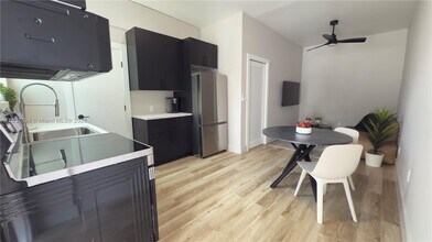 220 NW 126th St in North Miami, FL - Building Photo - Building Photo